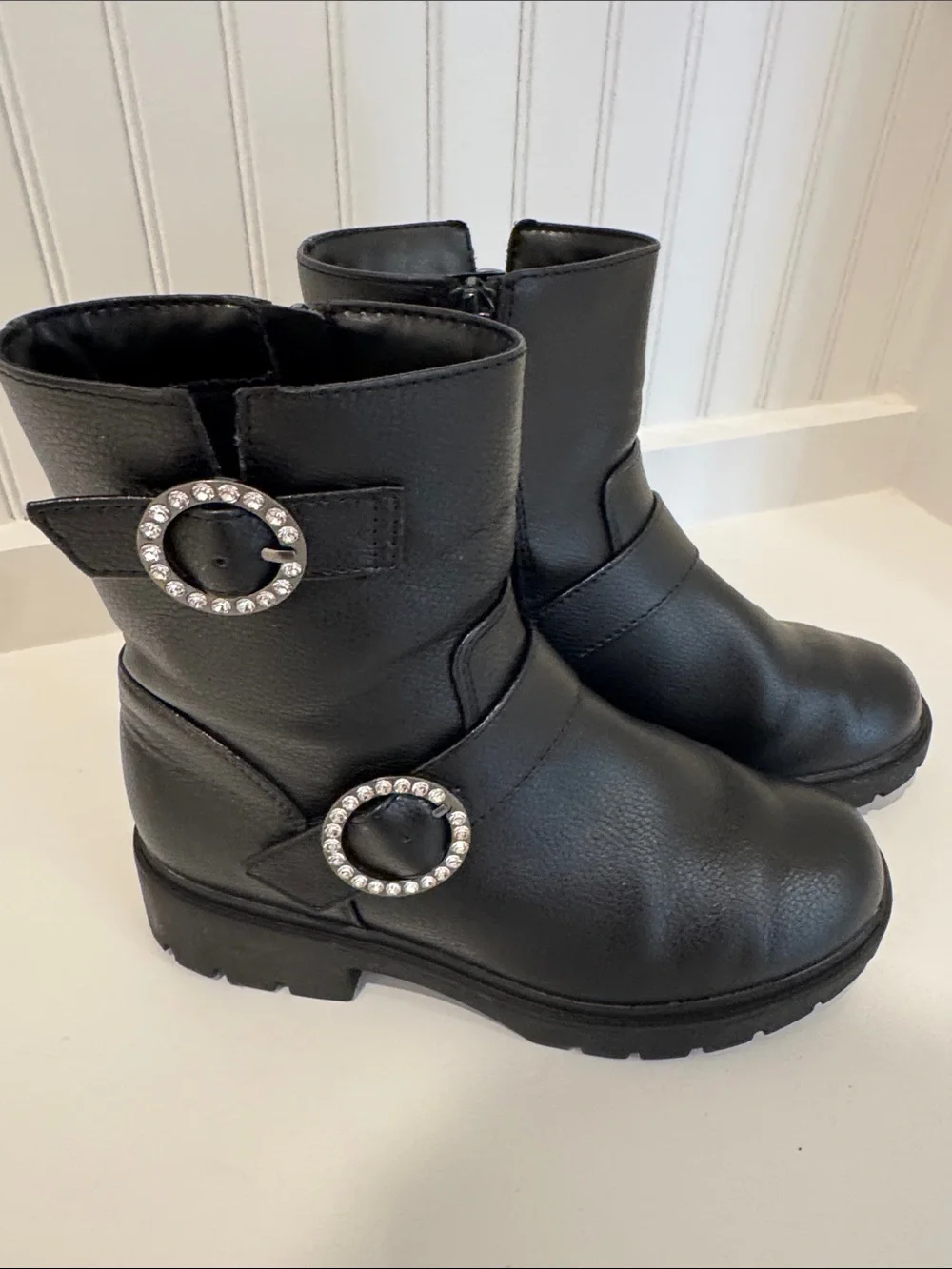 Art Class Girls Buckle Lug Boots Rhinestone Size 2 Pull On Zipper Open Whimsy